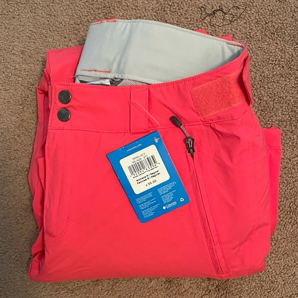 Women’s Columbia Ski Pants - Picture 4 of 5